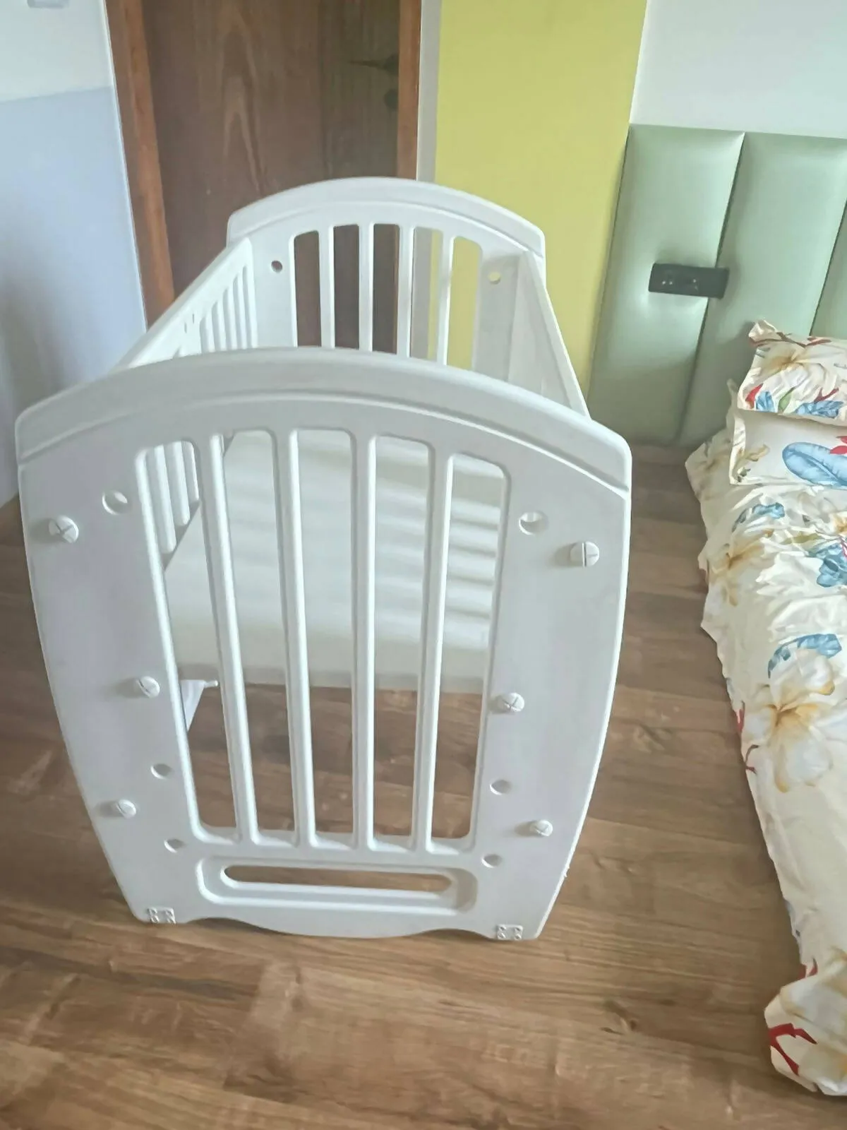 BABYHUG Cot/Crib, Dimensions: 107×71×100 cm