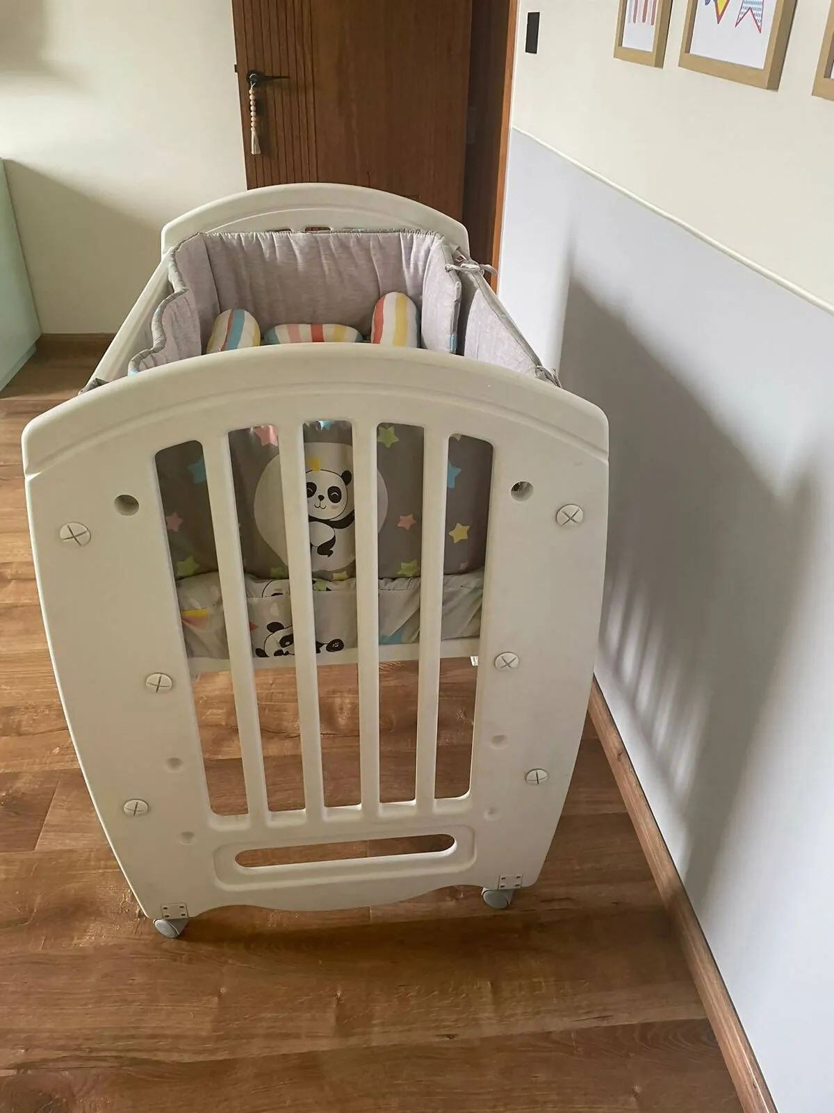 BABYHUG Cot/Crib, Dimensions: 107×71×100 cm