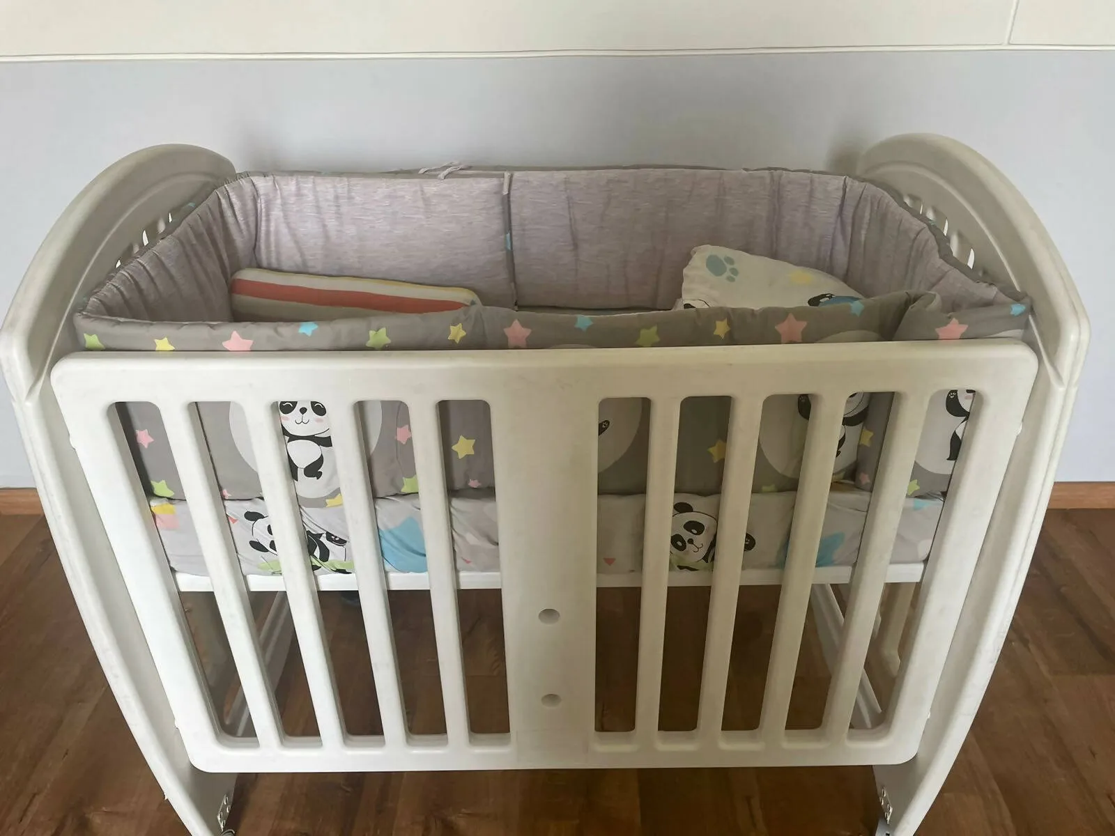 BABYHUG Cot/Crib, Dimensions: 107×71×100 cm