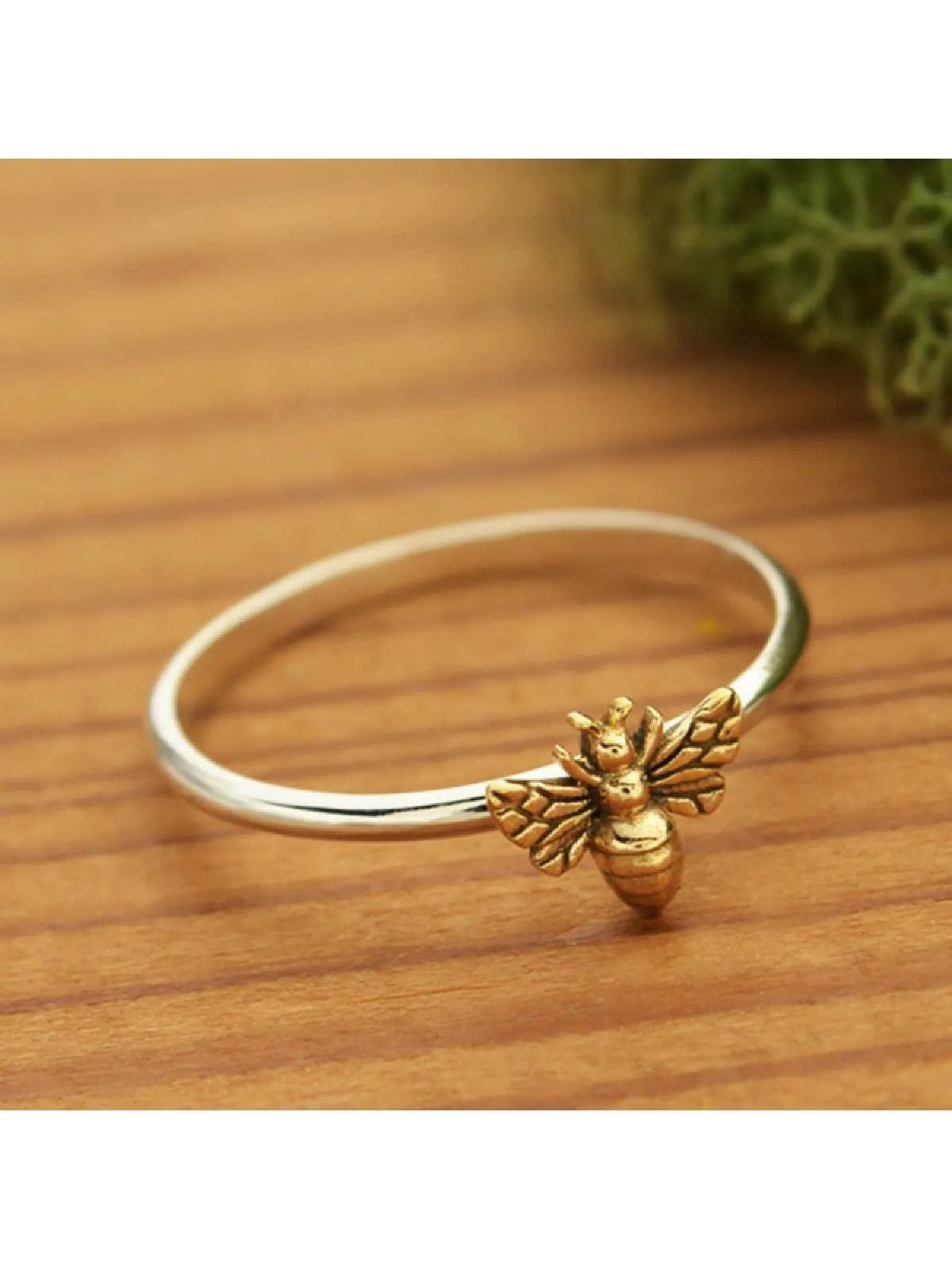 Bronze Bee Ring