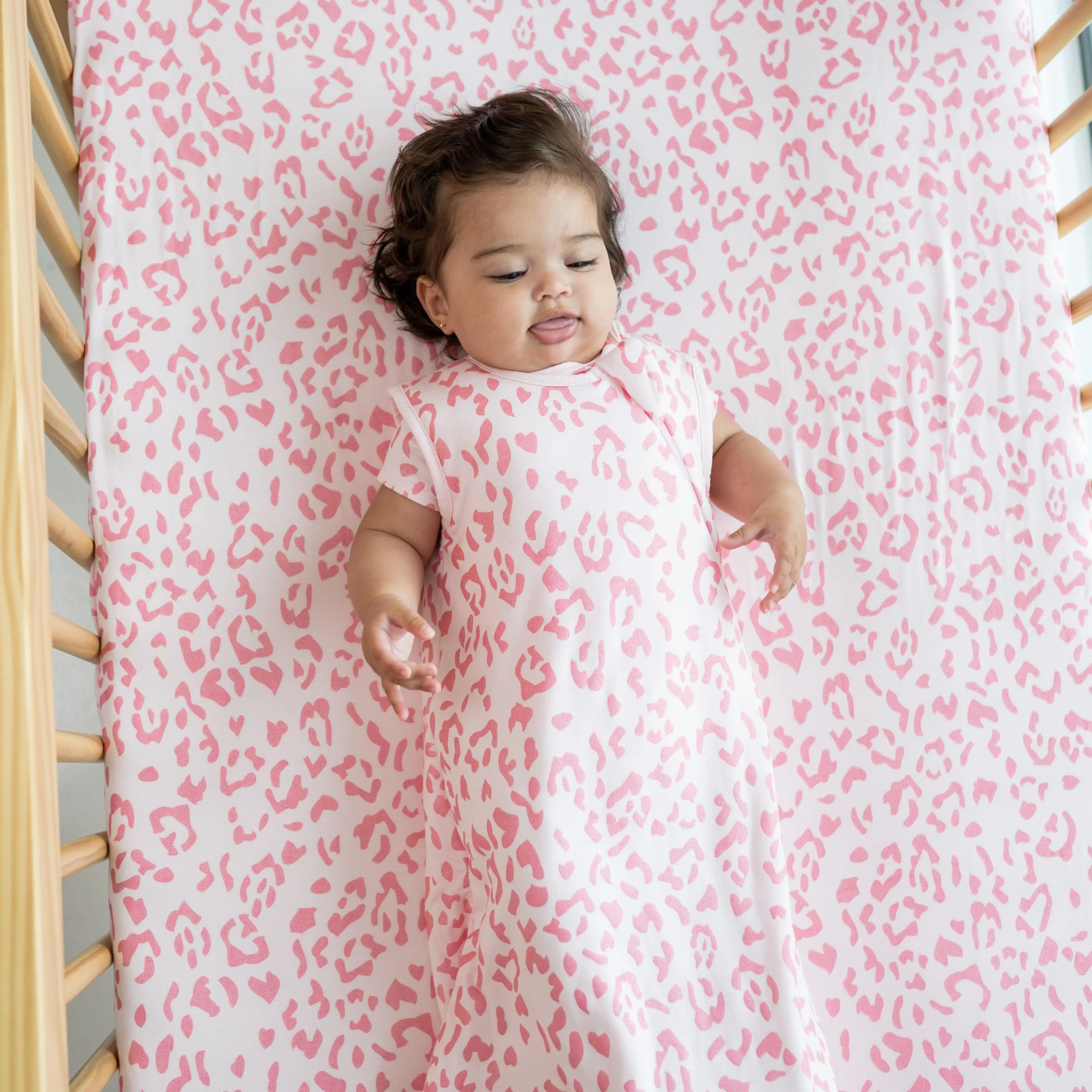 Crib Sheet in Sakura Leopard