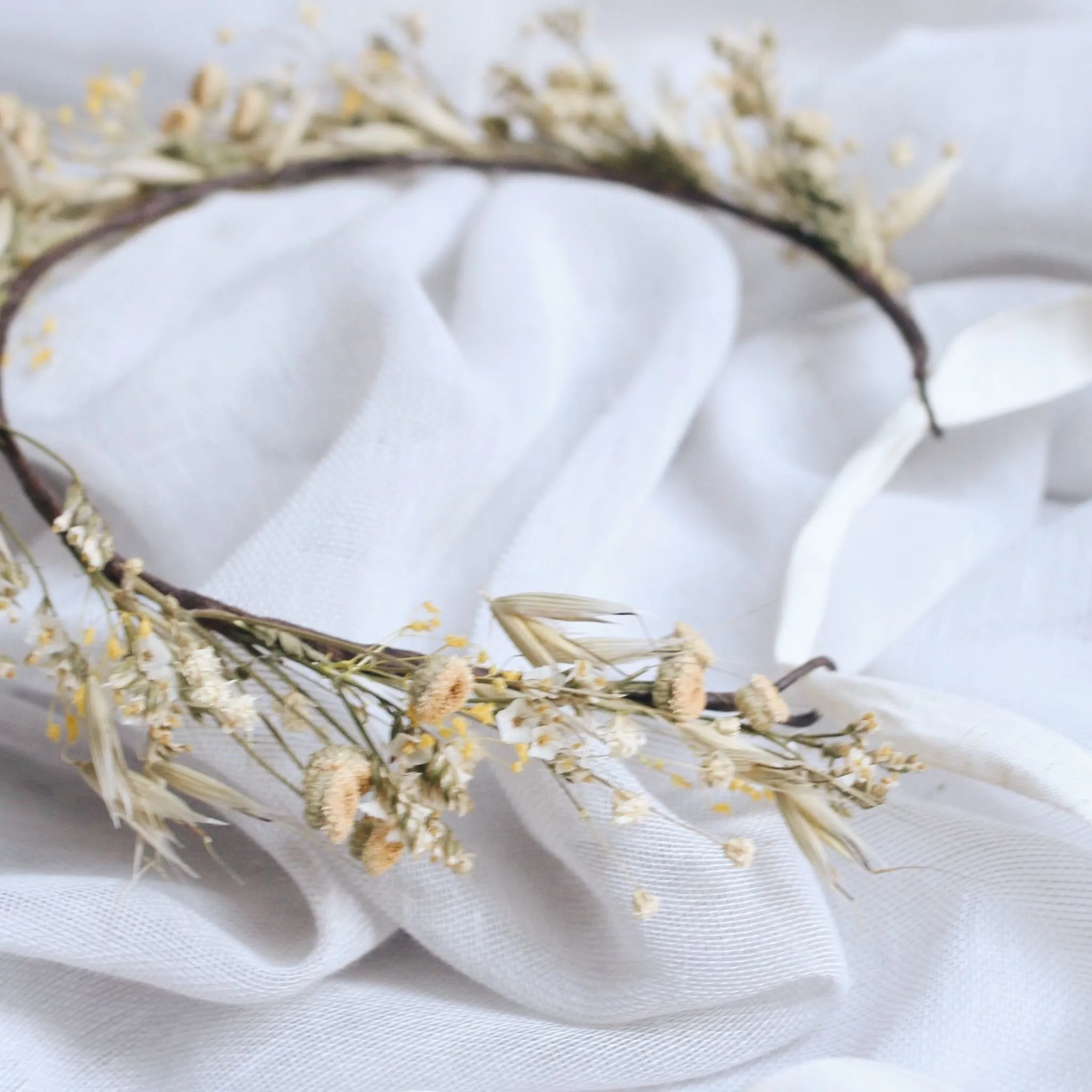 Dried Flower Crown Natural