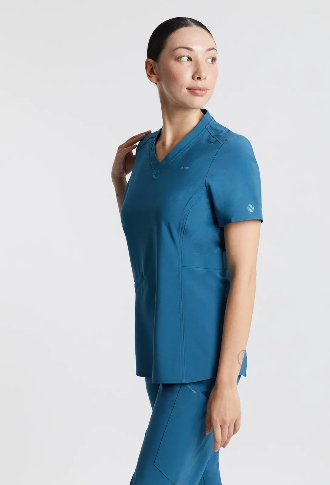 Emeline Zippered Pocket Scrub Top