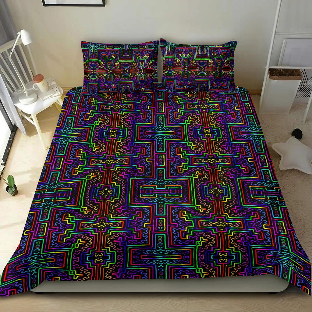 Prismatic Overlay Bedding Set